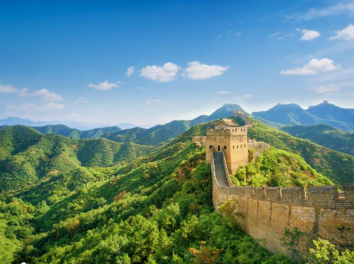 What's the Average Height of the Great Wall's Walls