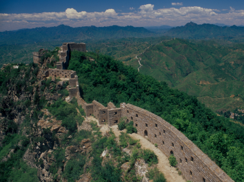 Which Literati and Poets in History Have Described the Great Wall